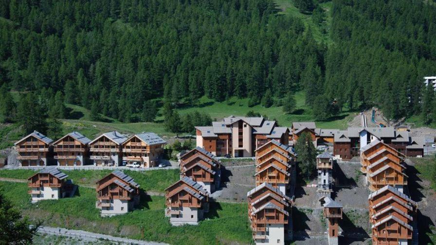 דירות וארס Appt Le Hameau Des Rennes 4 Etoiles Pieds Des Pistes Piscine Interieure Exterieure מראה חיצוני תמונה